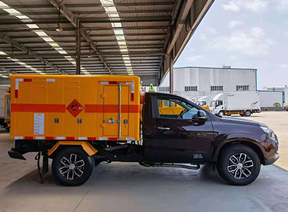 郴州爆破器材运输车